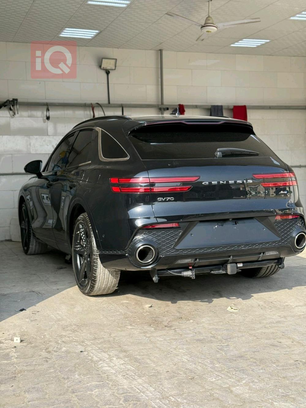 جنسس GV70